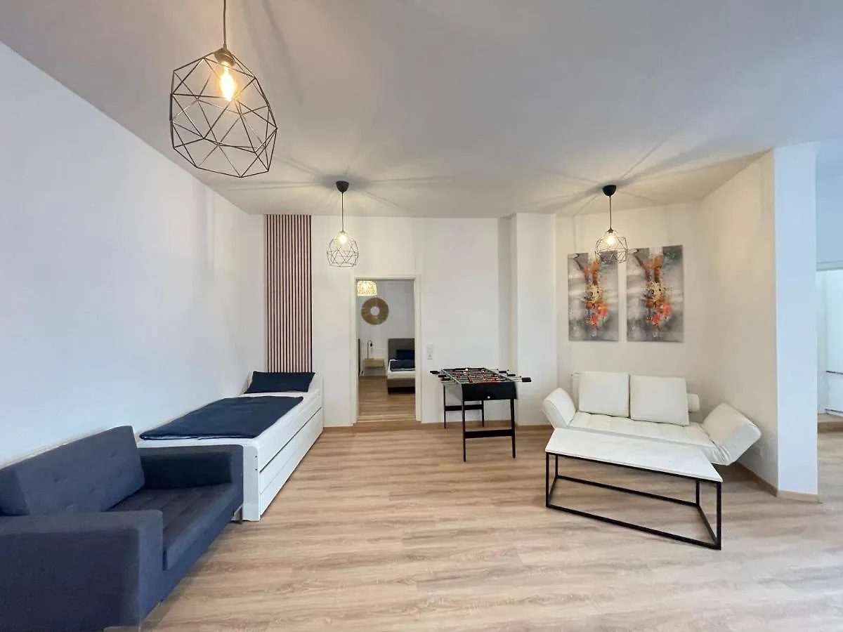 150Qm - 5 Rooms - Free Parking - Mallibase Apartments Hanôver 0*,  Alemanha